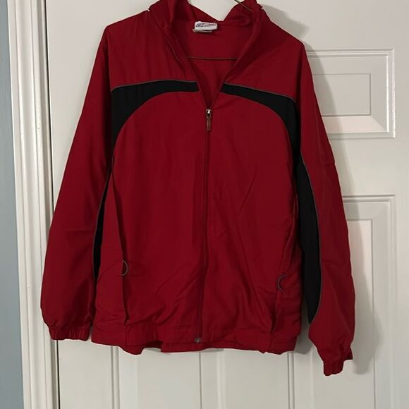 Other - Vintage Reebok Windbreaker. Red/black. Size Small‎